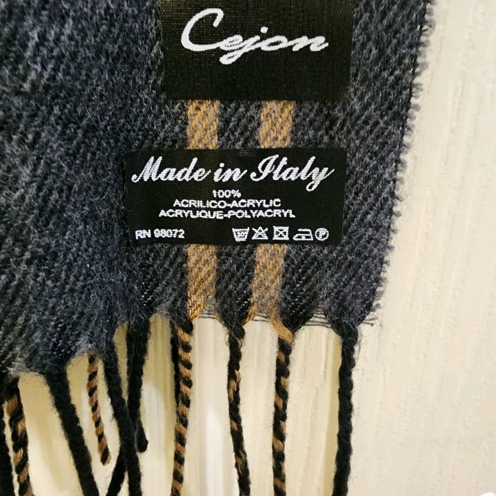 Cejon Italian Scarf Soft Acrylic Gray Red Plaid Fringe Soft 11x64